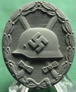 WW2 German Silver Wound Badge - 65 Klein & Quenzer WW2 German Silver Wound Badge - 65 Klein & Quenzer