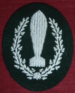 WW2 German Smoke Troops Sleeve Rating Patch WW2 German Smoke Troops Sleeve Rating Patch