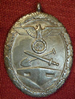 WW2 German West Wall Medal WW2 German West Wall Medal