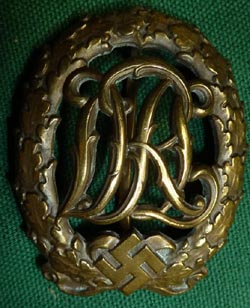 WW2 German DRL Sports Badge in Bronze WW2 German DRL Sports Badge in Bronze