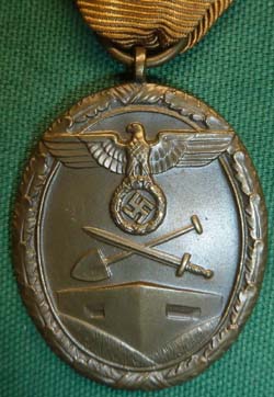 Original WW2 German West Wall Medal