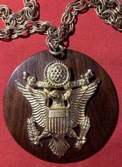 (image for) USAAF Officer Cap Badge made in to Sweetheart Necklace