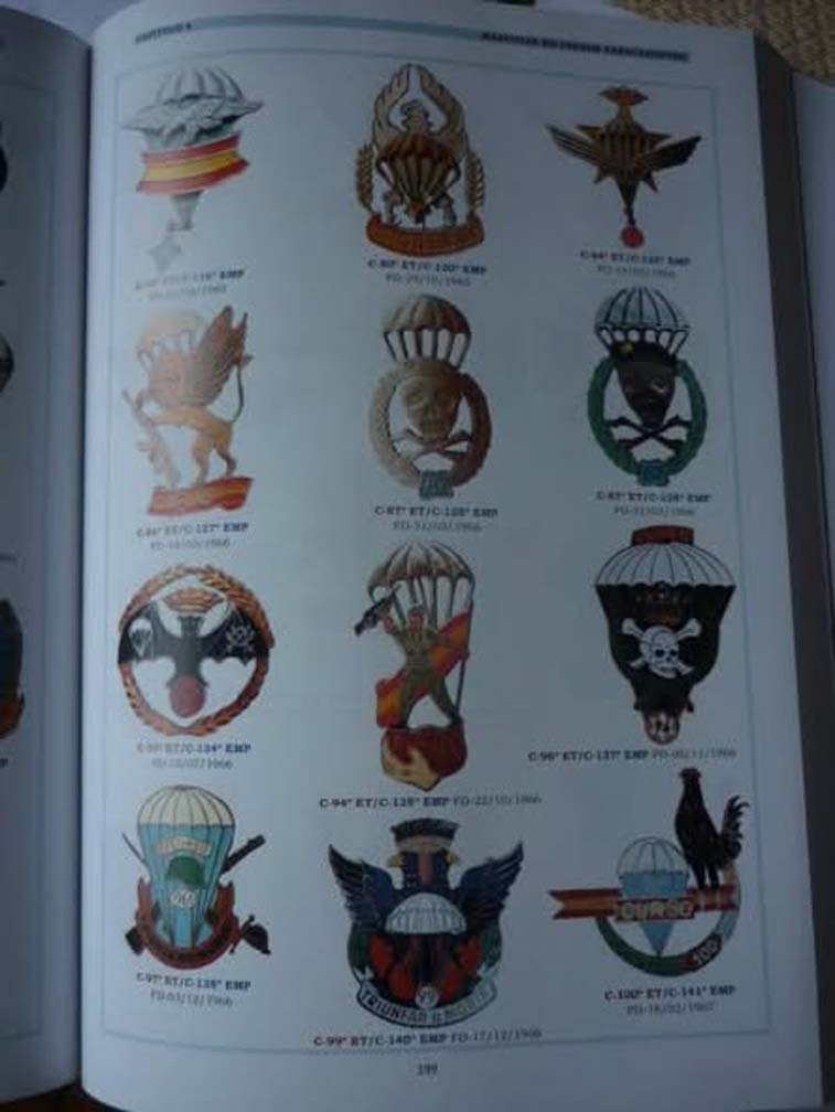 Modal Additional Images for Spanish Paratrooper Large Breast Badge 96th Jump Class 1966