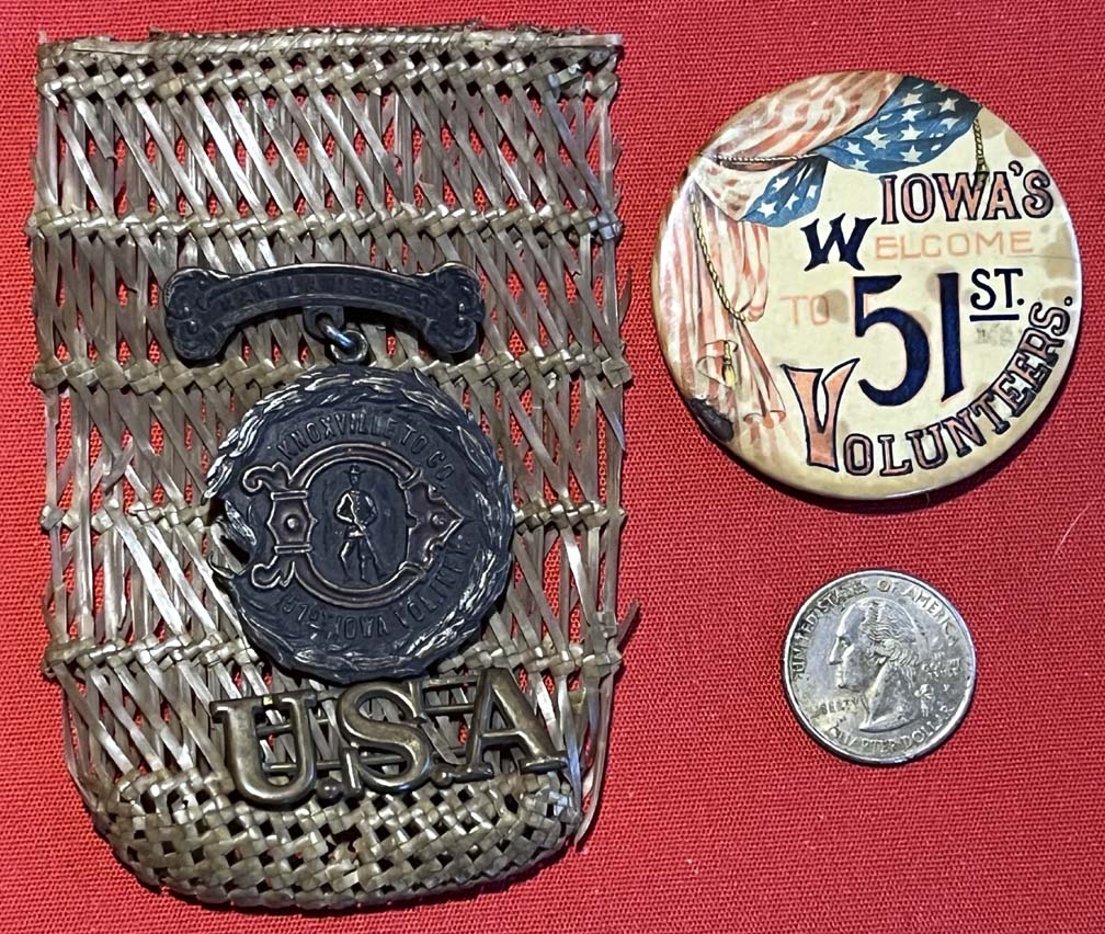 Modal Additional Images for 51st Iowa Volunteer Infantry Spanish American War Reunion Badges