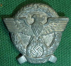 WW2 german Police Badge 'Tinnie' 1942